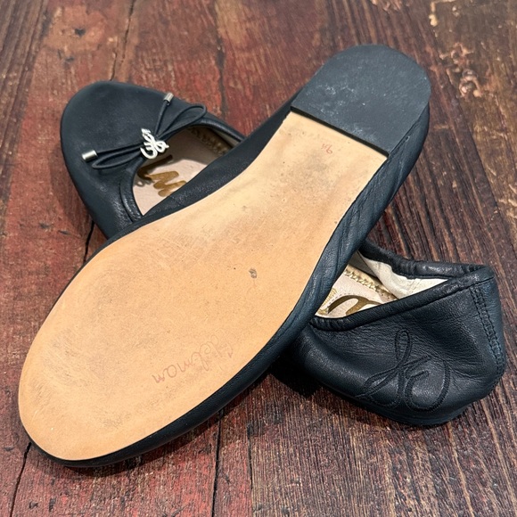 Sam Edelman Black Leather Flats - Picture 2 of 3